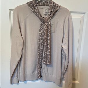 Sioni Light Beige Cardigan with Leopard Print Scarf